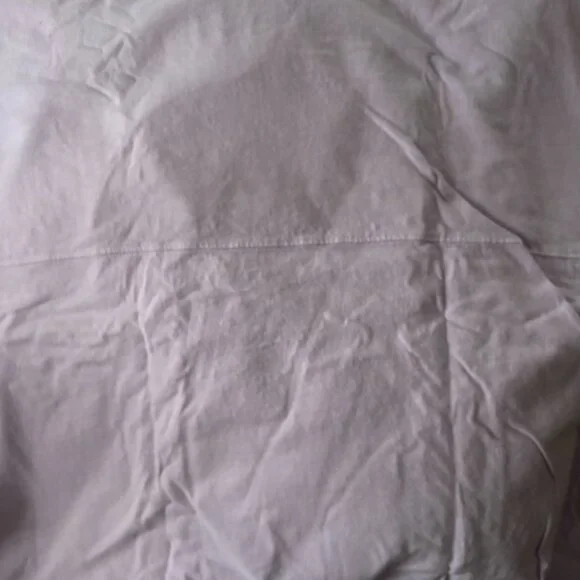 BNWT Long Sleeved Tweety Bird Shirt - Picture 2 of 4